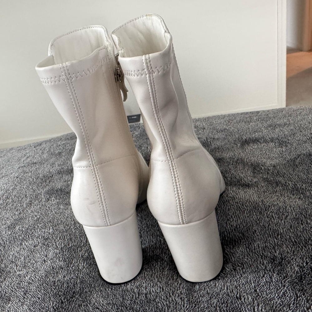 White Ankle Boots size 8 - Picture 2 of 5